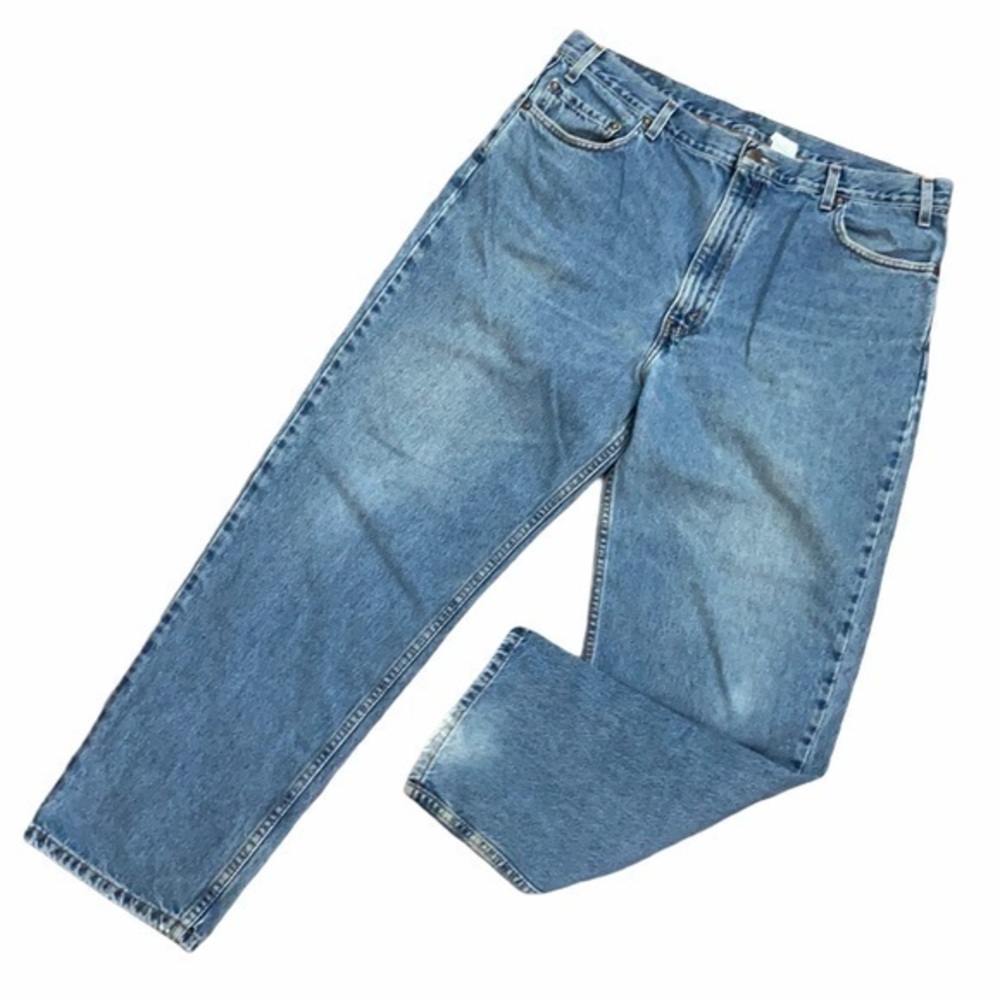 Vintage 90s Levi’s 540 size 40x30 men’s jeans